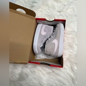 Brand new Nike girls’ sneakers – size 7C.